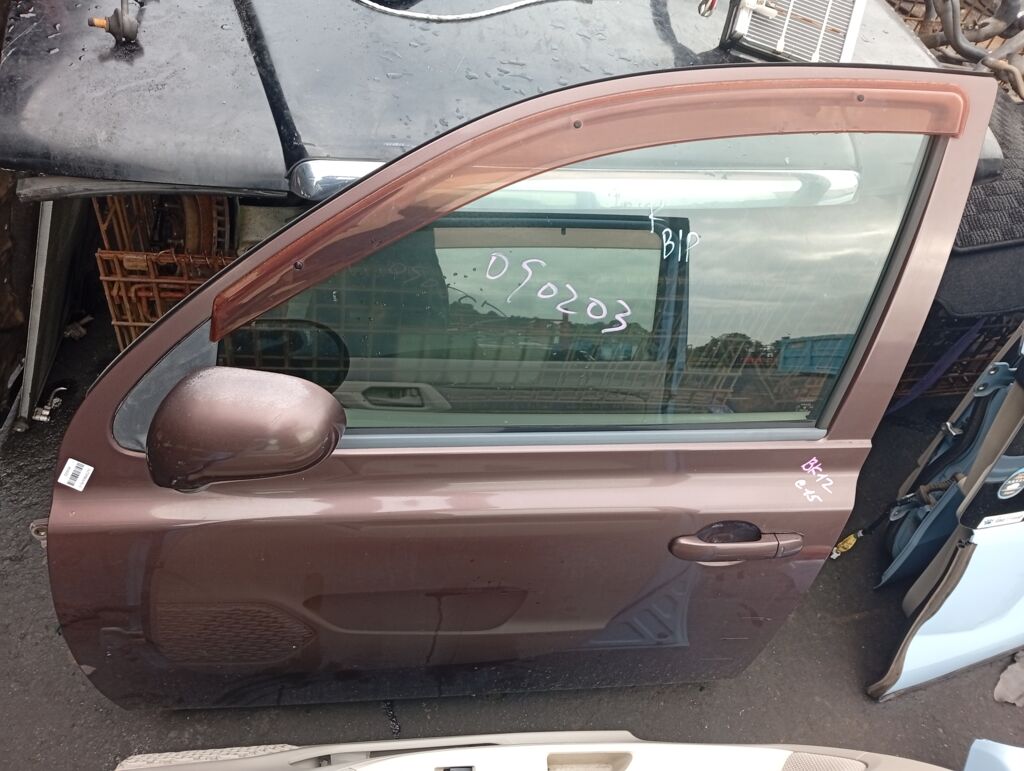 Дверь боковая на Nissan March BK12 Фото 2