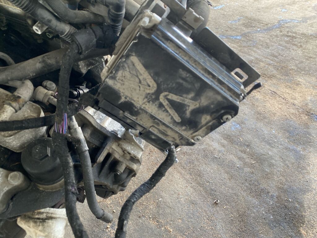 Двигатель на Audi Tt 8N BHE Фото 4