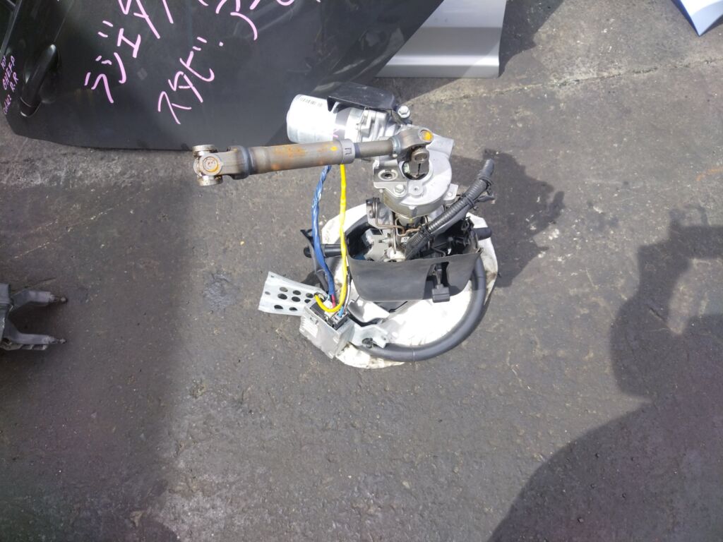 Рулевая колонка на Toyota Wish ZGE20G