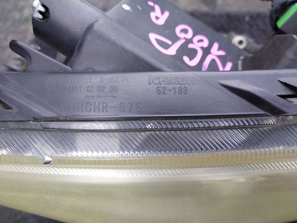 Фара на Toyota Ractis NCP100 52-189, Правое расположение