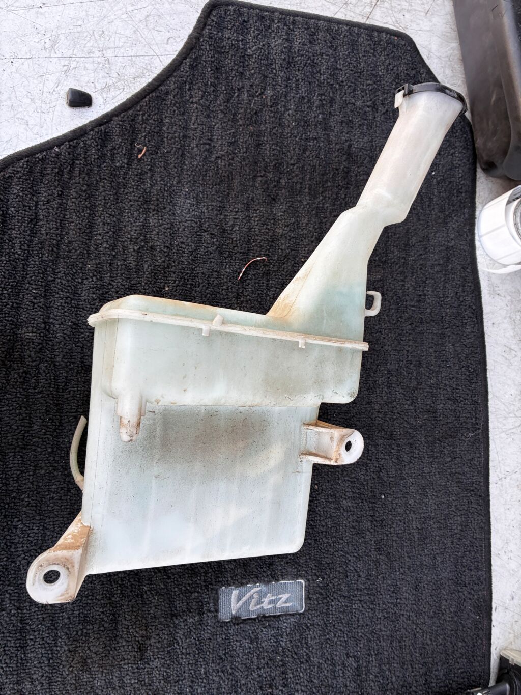 Бачок омывателя на Toyota Funcargo NCP20 85315-52050