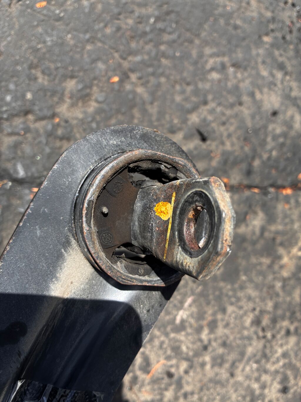 Ступица на Mazda Axela BK5P ZY-VE, Заднее Правое расположение