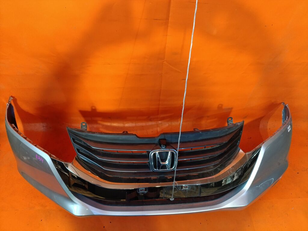 Бампер на Honda Odyssey RB4, Переднее расположение