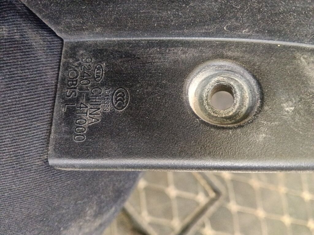 Стоп на Kia Sportage SL 92401-4T000, Левое расположение