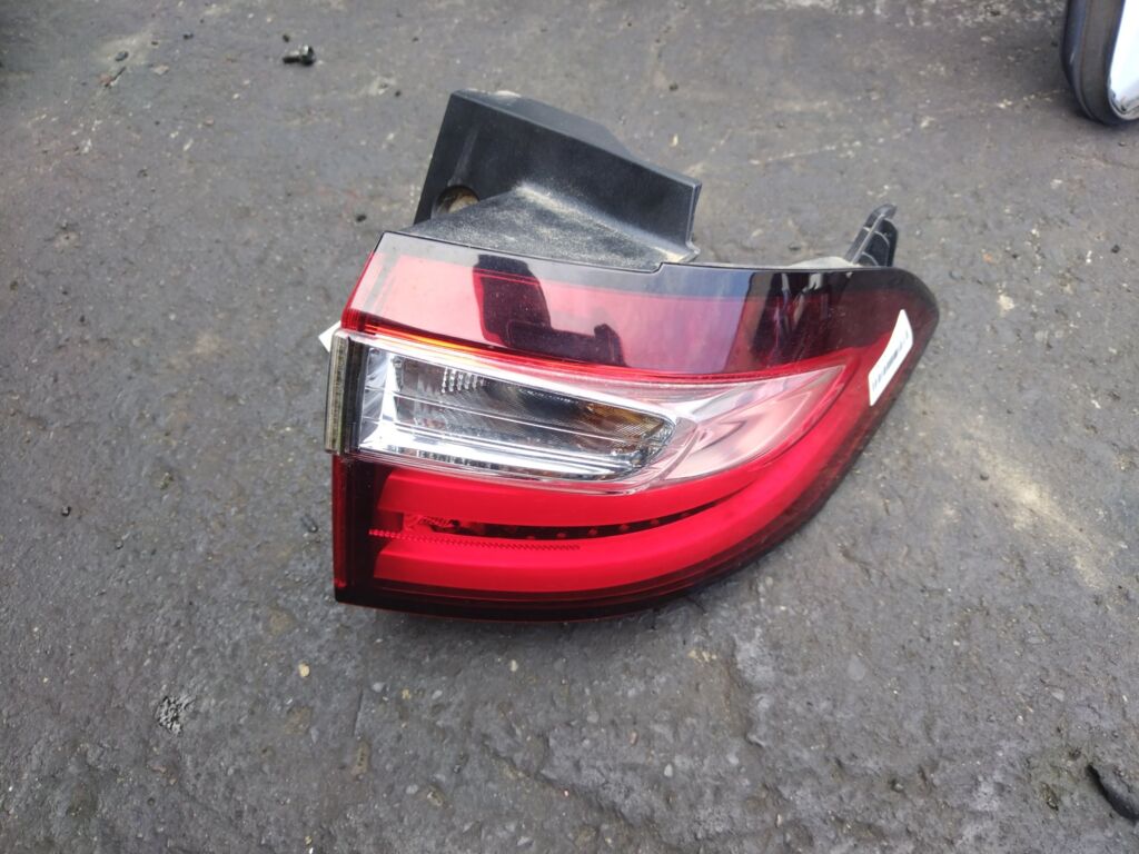 Стоп на Honda Odyssey RC1, Правое расположение