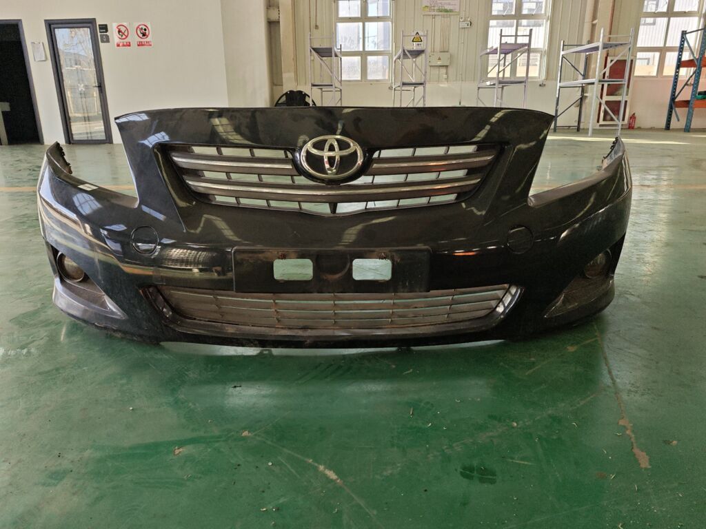 Бампер на Toyota Corolla ZRE151L 06-130 52119-02750, Переднее расположение
