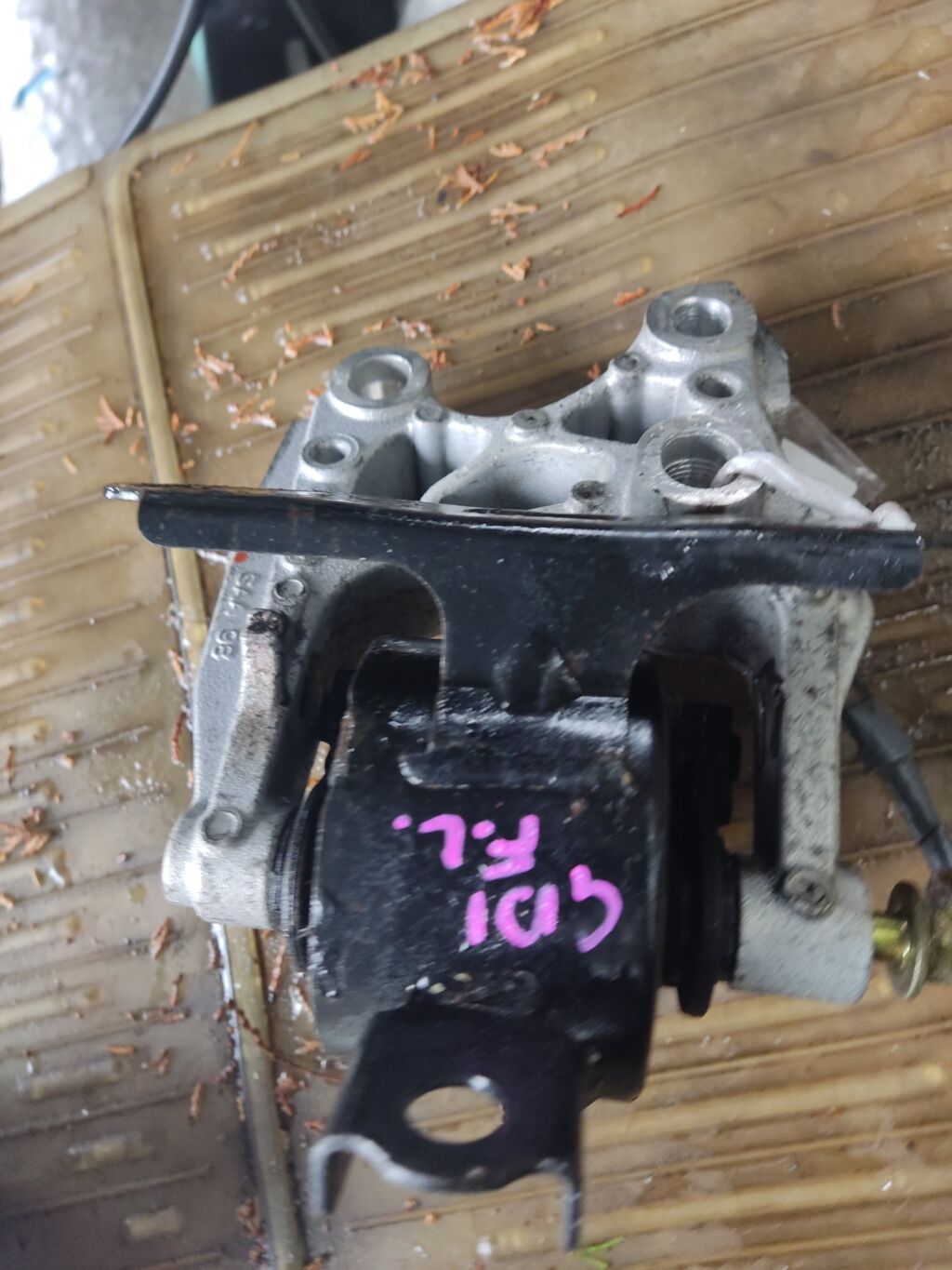 Подушка двигателя на Honda Fit GD1 L13A 470.HD8724  50805SAAJ81, Переднее Левое расположение