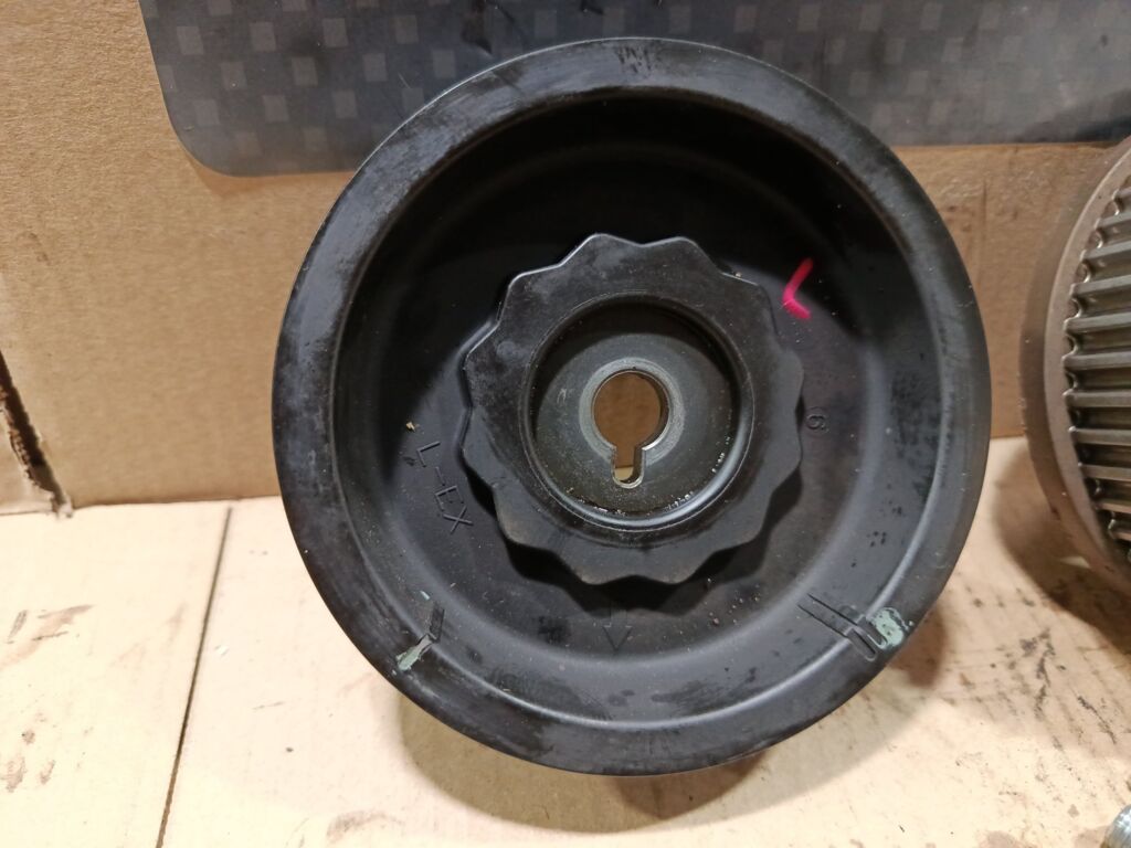 Шкив на Subaru Legacy Wagon BH5 EJ206 Фото 4