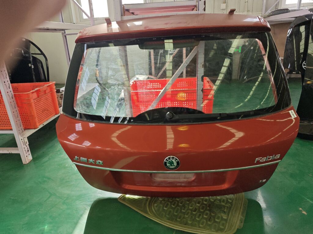 Дверь задняя на Skoda Fabia 5J