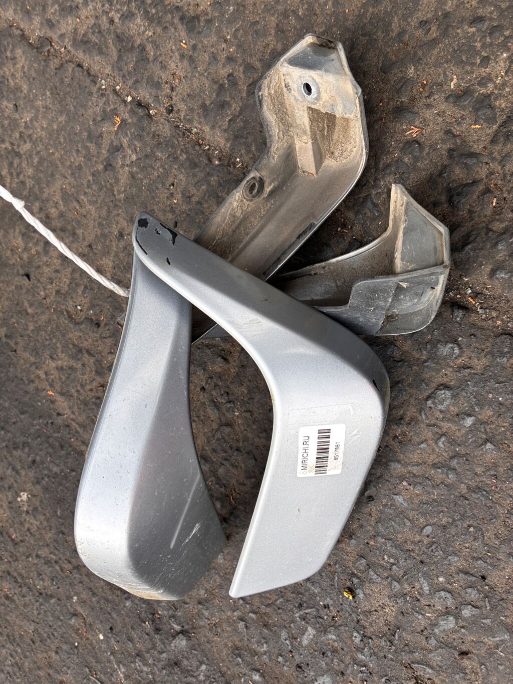 Брызговик на Toyota Pixis Epoch LA300A