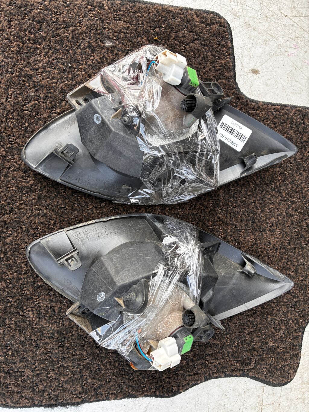 Туманка бамперная на Mazda Demio DE3FS 114-61010