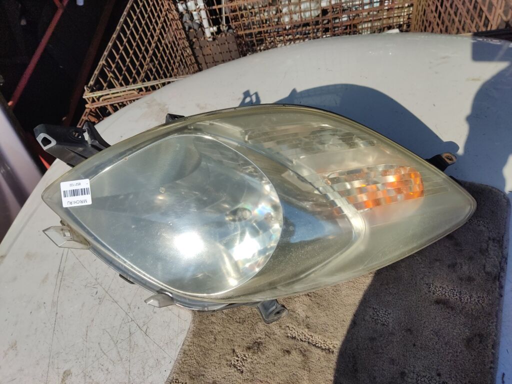 Фара на Toyota Vitz KSP90 52-169, Левое расположение