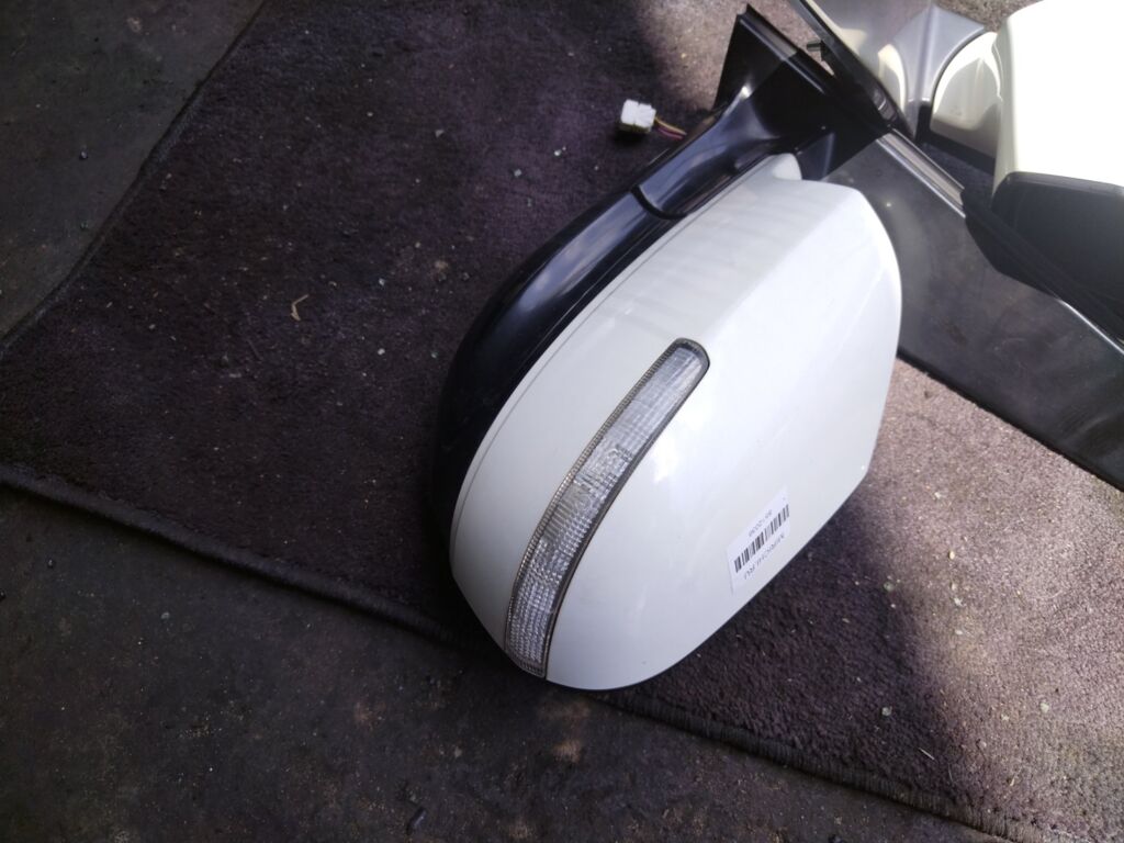 Зеркало двери боковой на Honda Elysion RR1