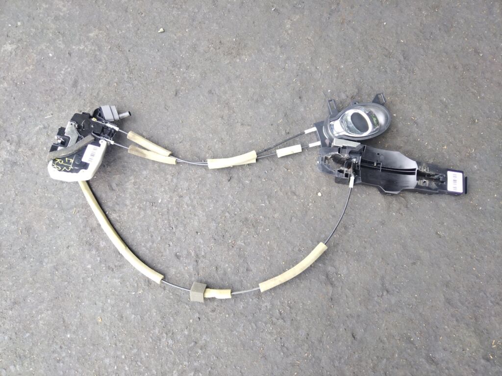 Замок двери на Nissan Note E12, Заднее Правое расположение