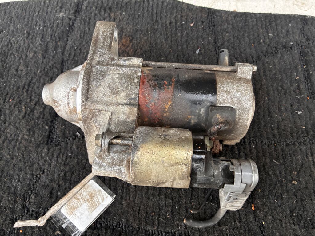 Стартер на Toyota Probox NCP51V 1NZ-FE 28100-21020  28100-21021  28100-21050  LC-047-7504