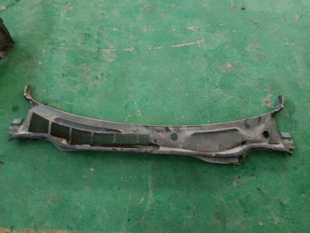 Решетка под лобовое стекло на Toyota Camry ACV40 55781-06130  55708-06130