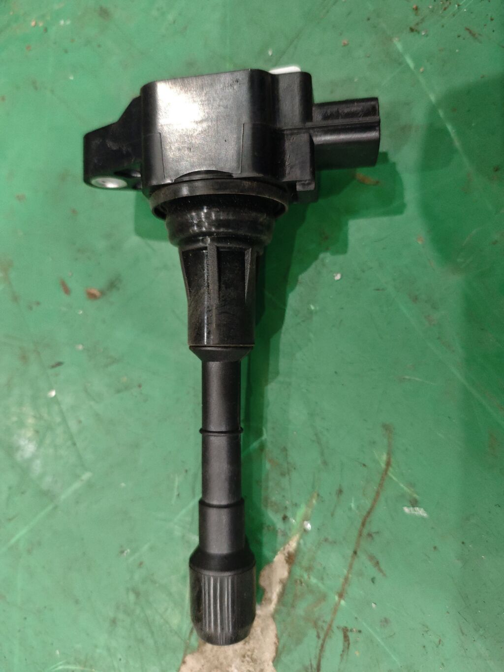 Катушка зажигания на Nissan Teana J32 VQ25DE 22448-JA10C  22448 JA10A