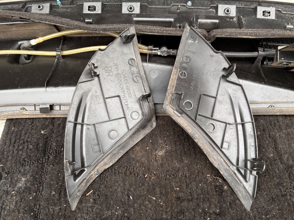 Решетка под лобовое стекло на Toyota Passo M700A 55708-B1070