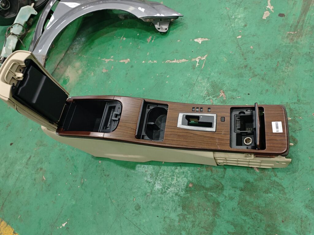 Подлокотник на Nissan Teana J32 Фото 2