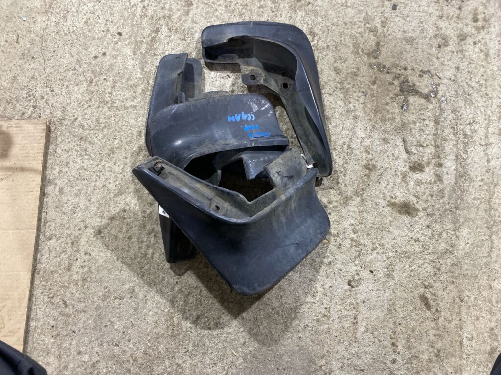 Брызговик на Subaru Impreza GC2