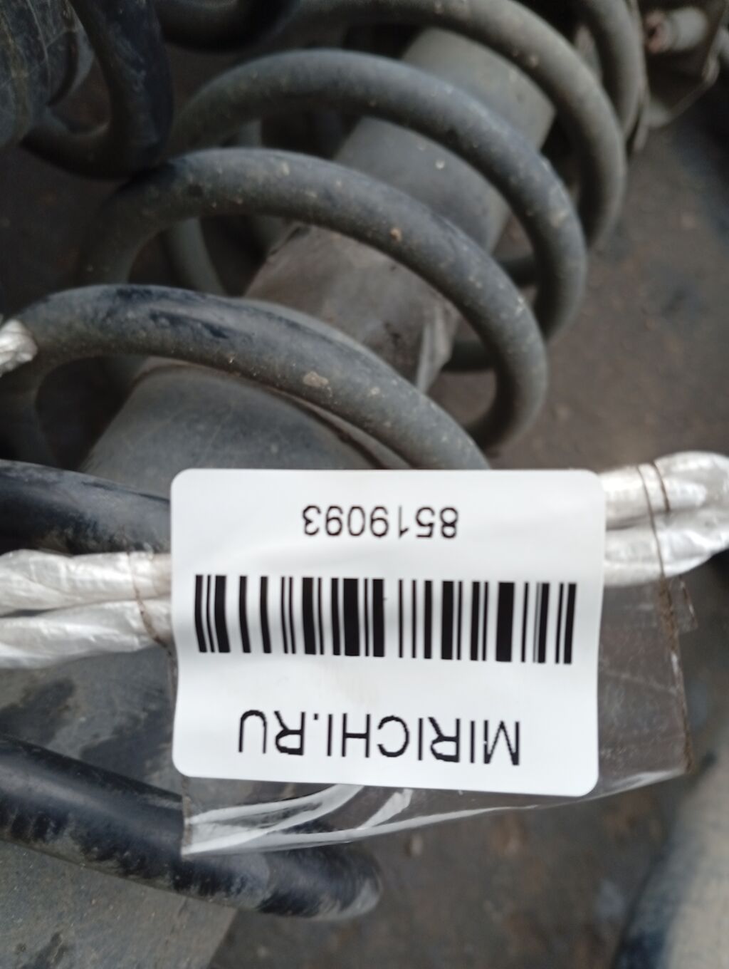 Стойка амортизатора на Mitsubishi Pajero Mini H58A 4A30 8058015  CR-049-1581  CR-049F-H53A  CR8828  MR519207  SJ-049-1581  ST-049-1581, Переднее расположение