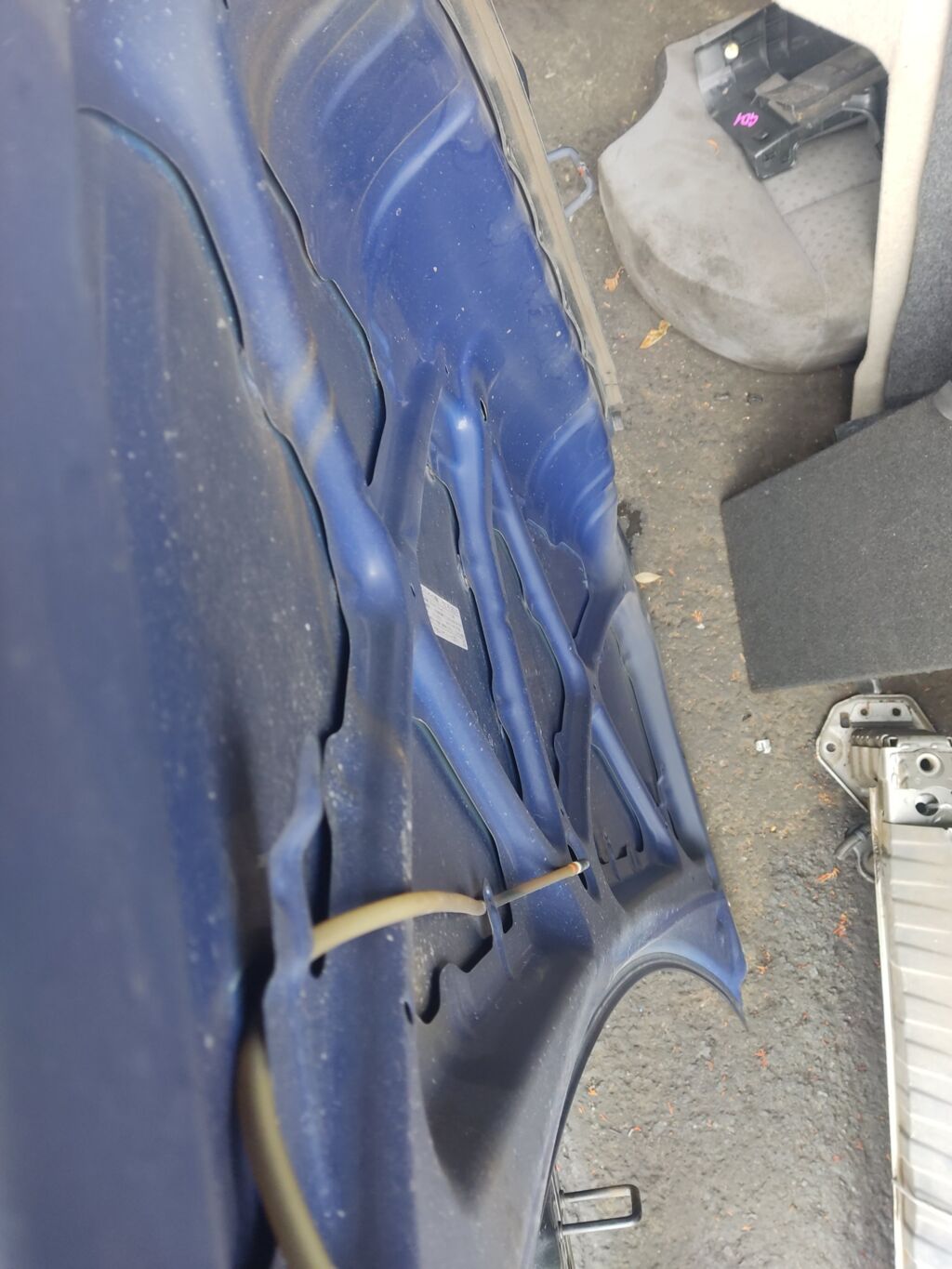 Капот на Toyota Platz NCP12