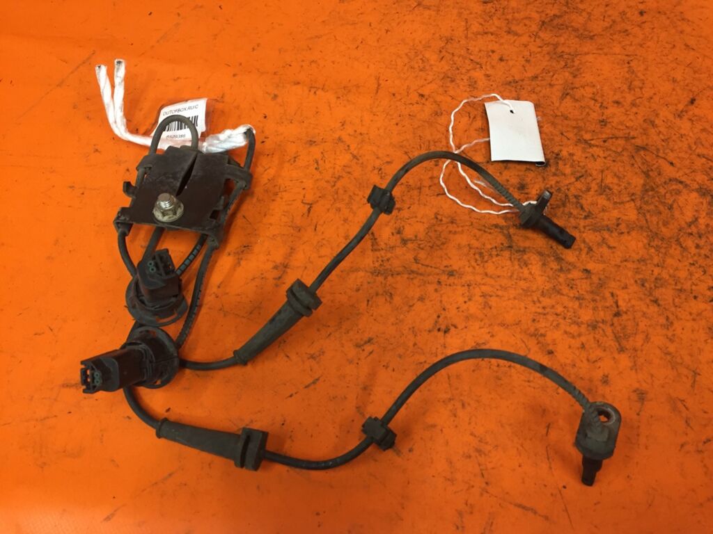 Датчик ABS на Honda Freed GB3, Переднее расположение