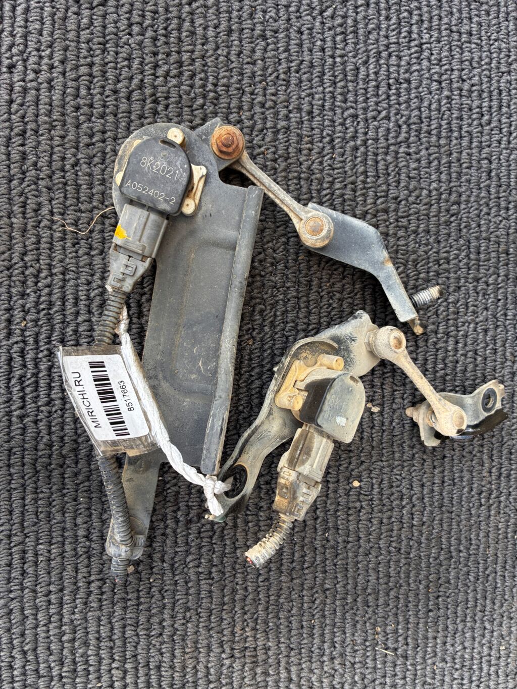 Датчик регулировки наклона фар на Honda Freed GB3