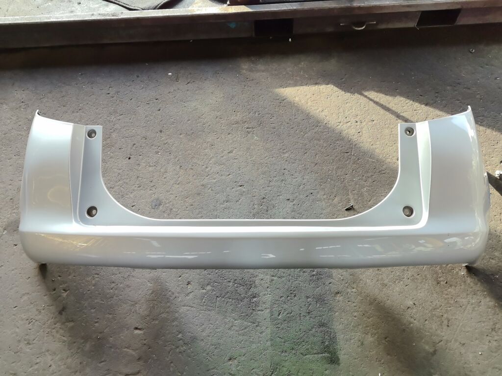 Бампер на Toyota Ractis SCP100 52159-52600, Заднее расположение