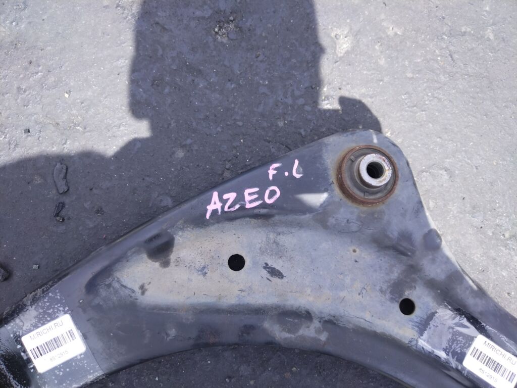 Рычаг на Nissan Leaf AZE0 EM57 54501 1KA0B  54501 1KA1B, Переднее Левое расположение