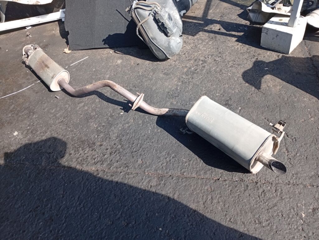 Глушитель на Nissan Note E11 HR15DE