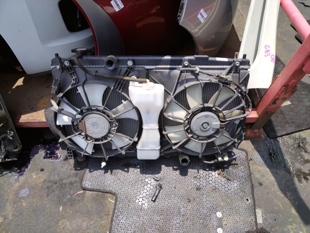 Радиатор ДВС на Honda Fit GE6 L13A 19010-RB0-901  FX-036-1176  FX-036-1176A  TD-036-1176  TD-036-1176A