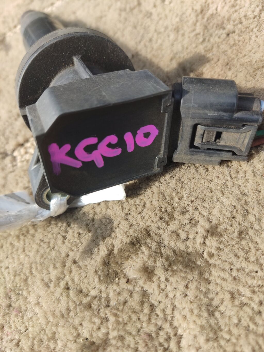 Катушка зажигания на Toyota Passo KGC10 1KR-FE 90919-02239  90919-02262  LC-016-2646