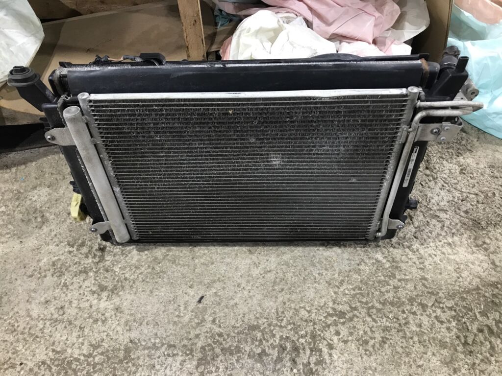 Радиатор ДВС на Volkswagen Golf 1K CAX 1K0121251BN  1K0121251CM  65294  735179  FX-036-4696  FX-036-4696A  TD-036-4696  TD-036-4696A