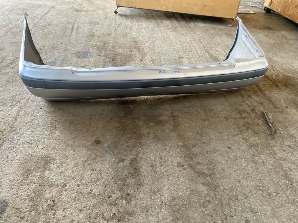 Бампер на Nissan Sunny FB15, Заднее расположение