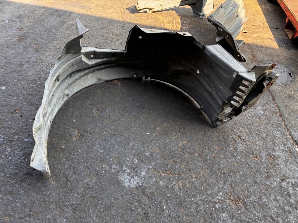 Подкрылок на Honda Freed GB3 L15A 74151-SYY-00, Переднее Левое расположение