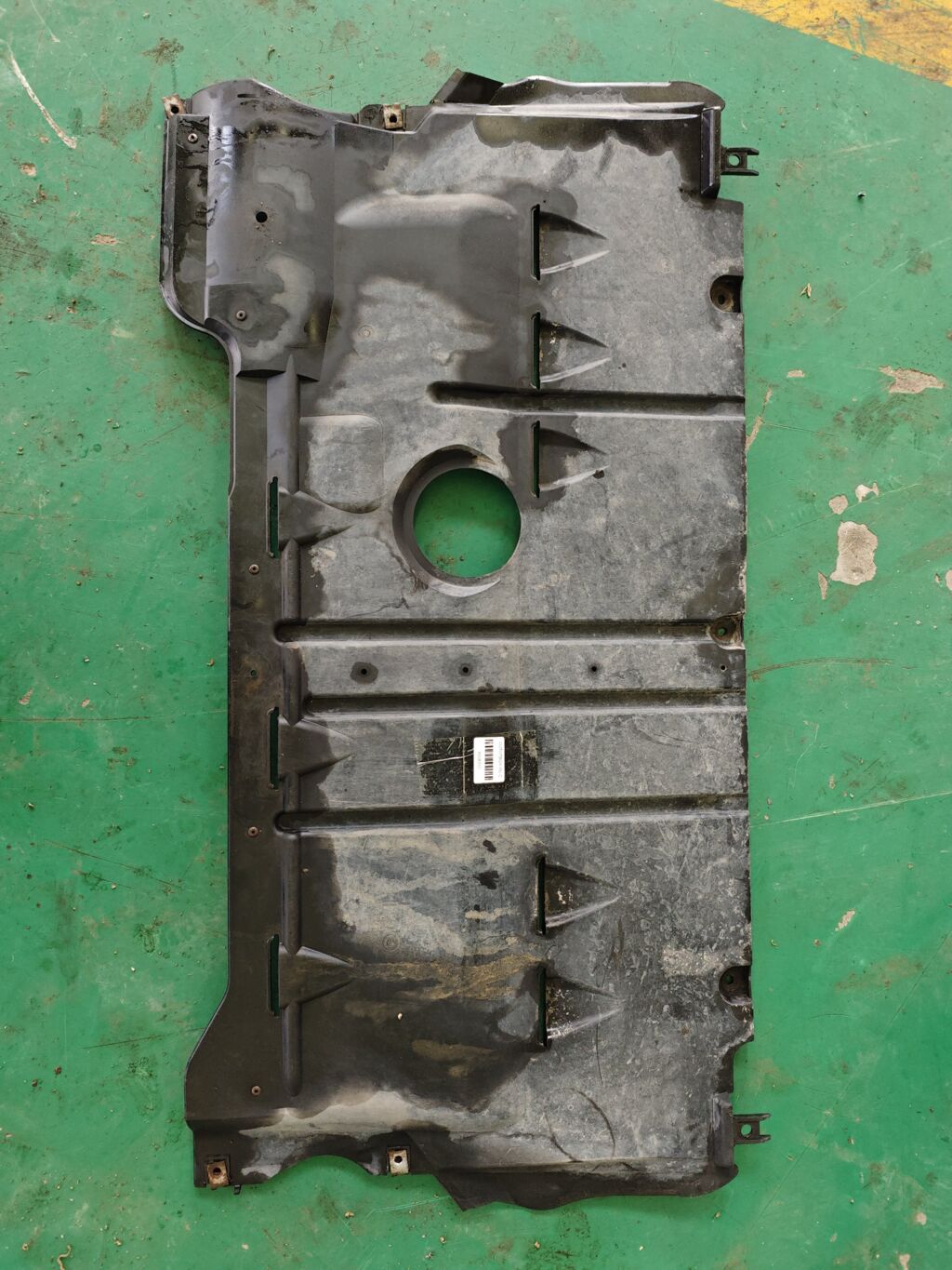 Защита двигателя на Mazda 3 BK5P BP4K56111, Переднее расположение