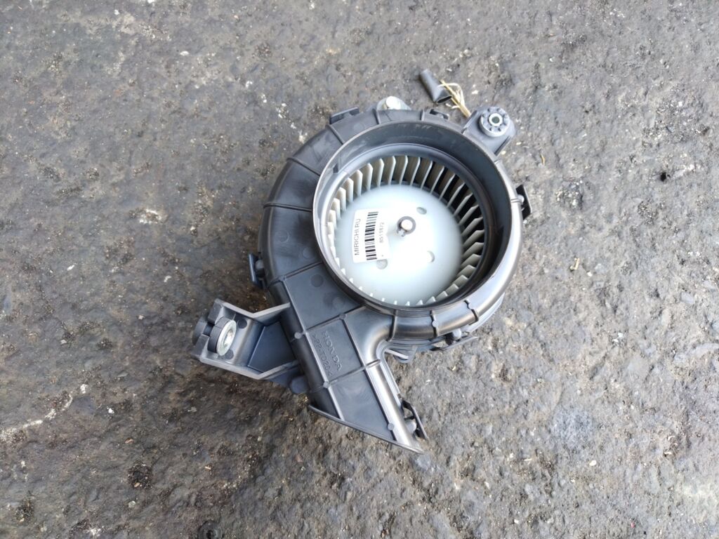 Мотор охлаждения батареи на Honda Insight ZE2 1J810-RBJ-0031