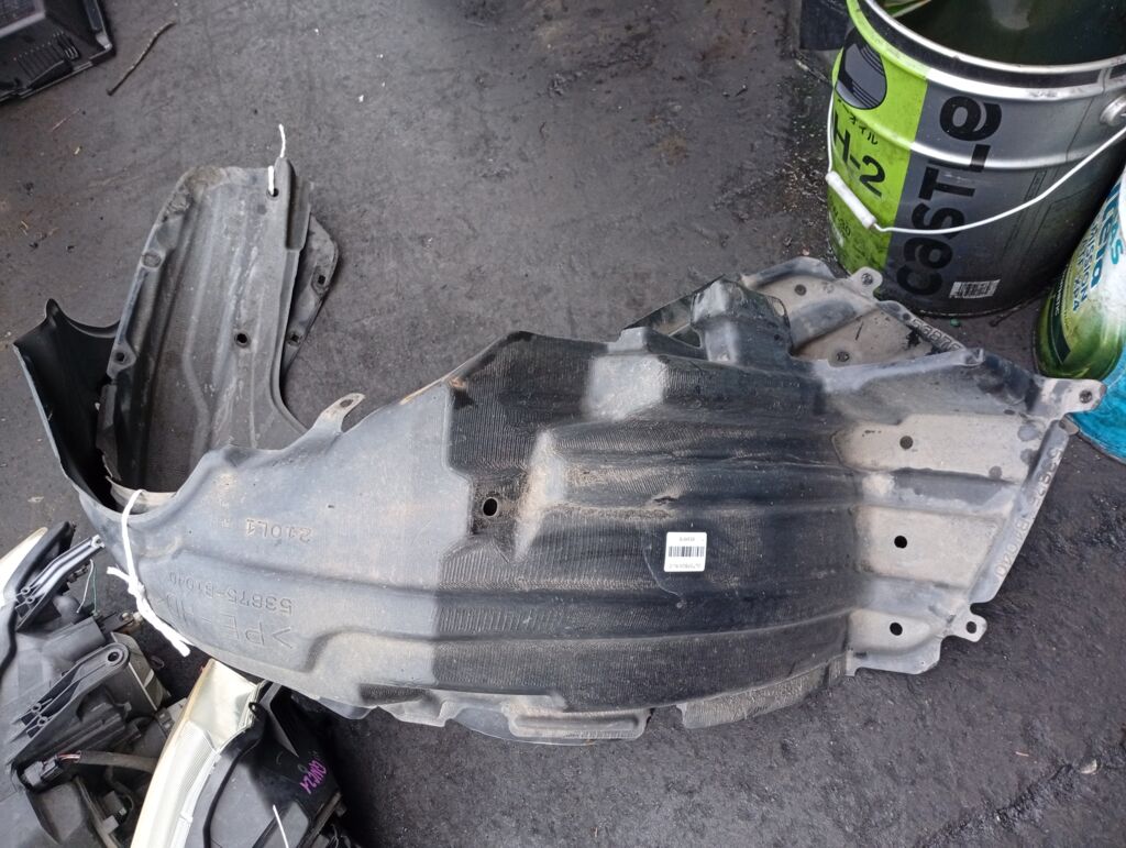 Подкрылок на Toyota Bb QNC21 3SZ-VE Фото 2