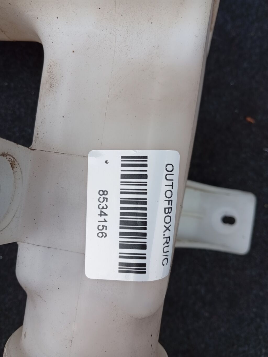 Бачок омывателя на Mazda Premacy CP8W