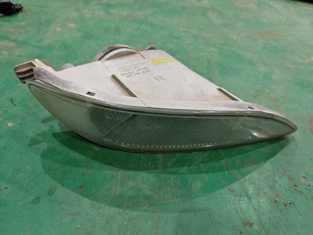 Туманка бамперная на Toyota Camry ACV30L 06-37, Правое расположение