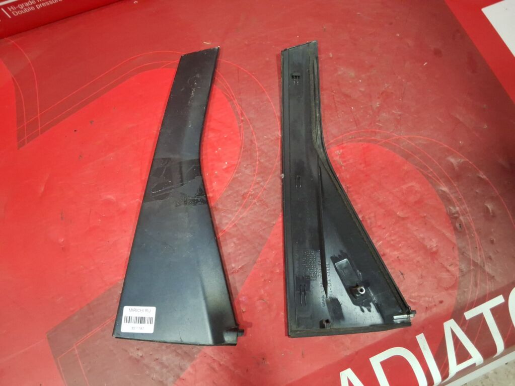 Молдинг на дверь на Honda Fit GD3 72721-SAA-0030