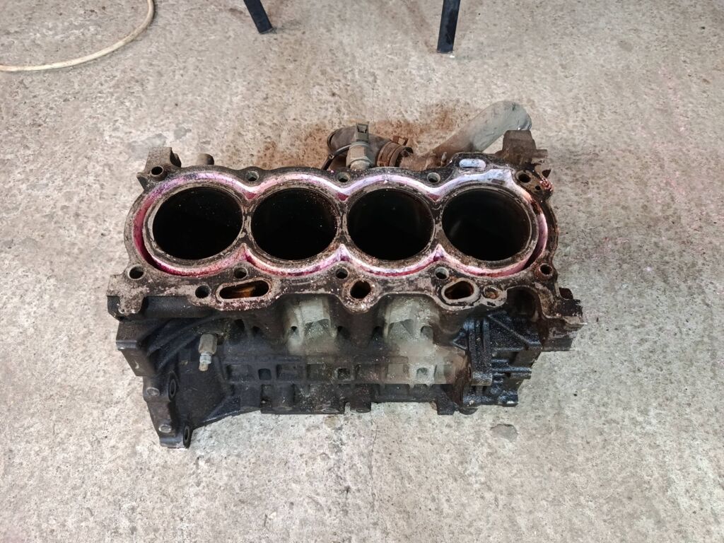 Блок двигателя на Toyota Vista ZZV50 1ZZ-FE Фото 7