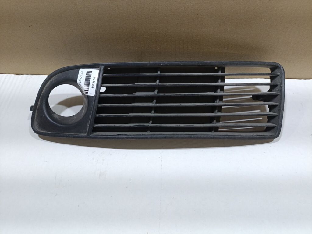 Решетка бамперная на Audi A6 4B 4B0807681J  4B0807681J01C  AD99013GAL  AU140000G-0L00, Левое расположение