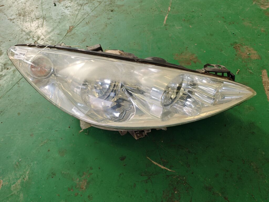 Фара на Peugeot 408 9688575880, Правое расположение