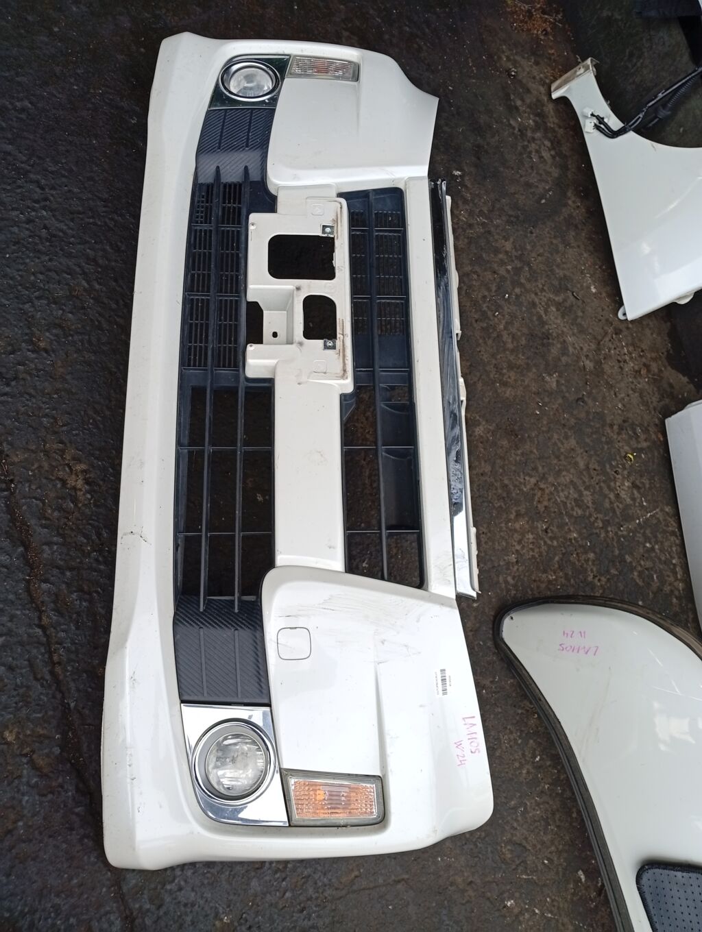 Бампер на Daihatsu Move LA110S 114-11697 52119-B2C50, Переднее расположение