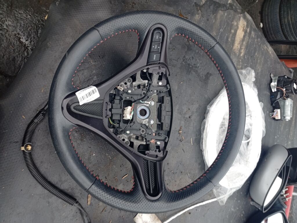 Руль на Honda Fit GE6 Фото 3