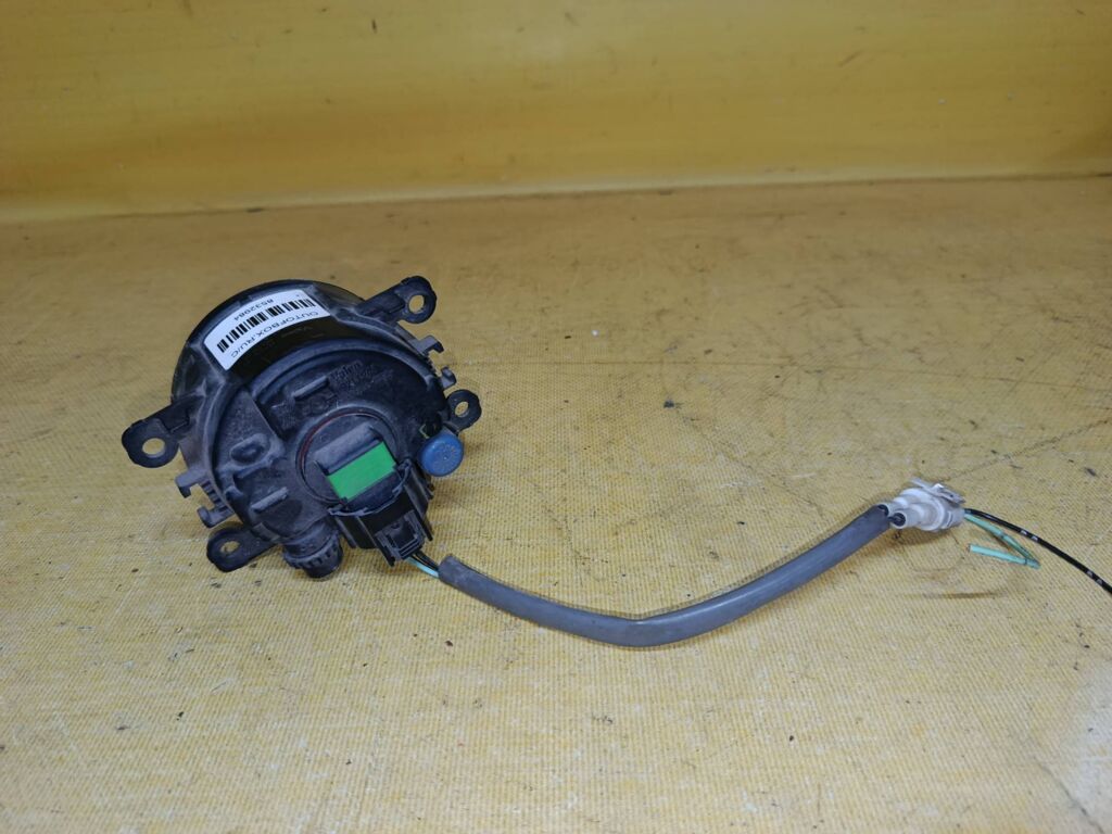 Туманка бамперная на Mitsubishi Delica D:2 MB15S 1714 35500-63J04-000, Переднее расположение