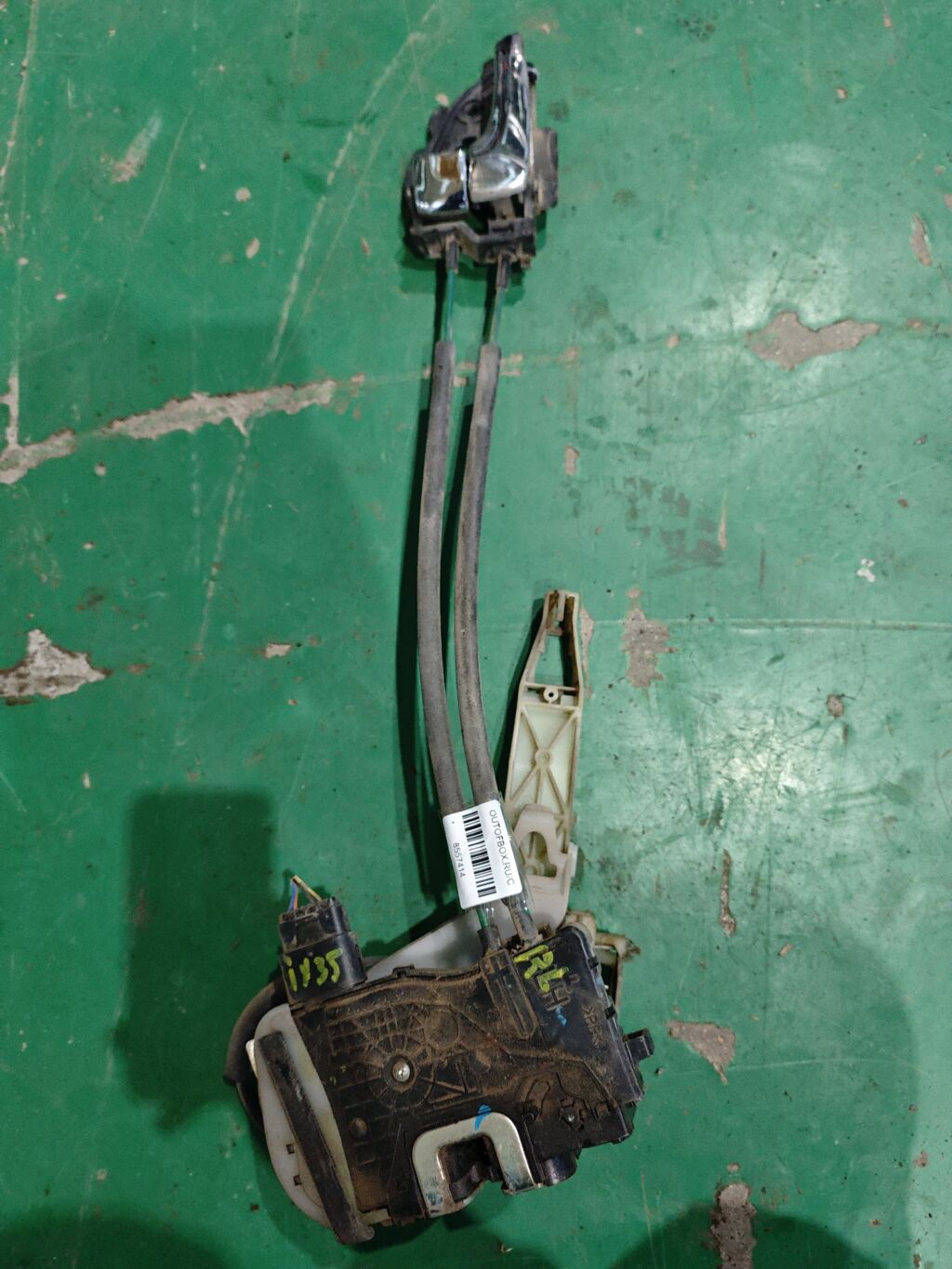 Замок двери на Hyundai Ix35 LM 81410-2Z500, Заднее Левое расположение