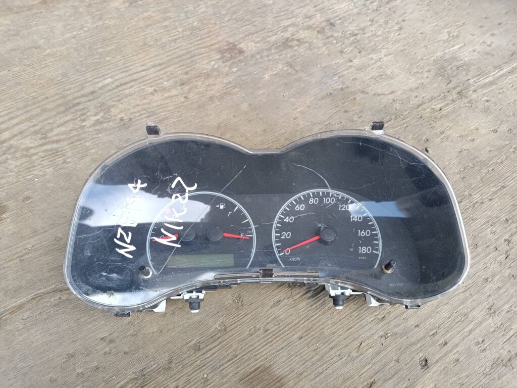 Спидометр на Toyota Corolla Axio NZE144 1NZ-FE 83800-12F91